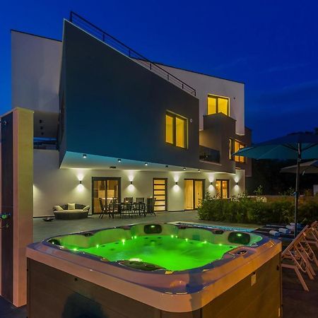Luxury Apartment Noa Njivice Eksteriør billede