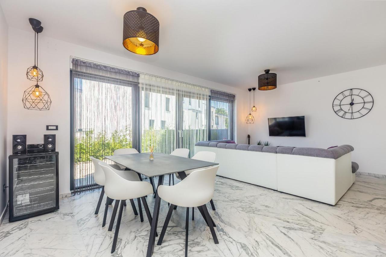 Luxury Apartment Noa Njivice Eksteriør billede